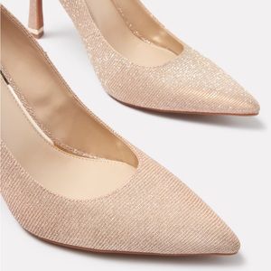 Kenneth Cole Romi Sparkle Pump